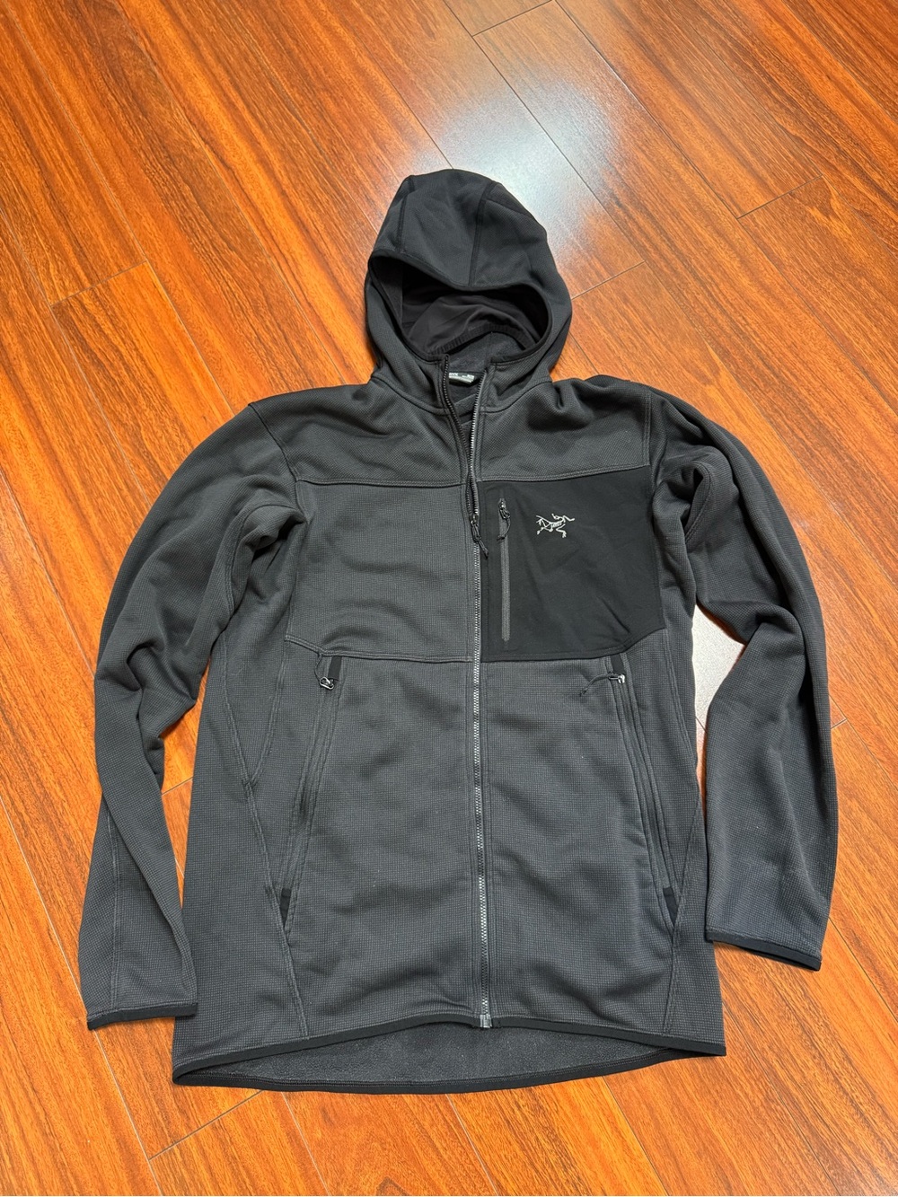 Arc'teryx Men's Black Full-Zip Hooded Fleece Jacket size M